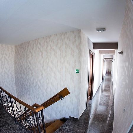 Hotel La Strada Ploieşti Kültér fotó